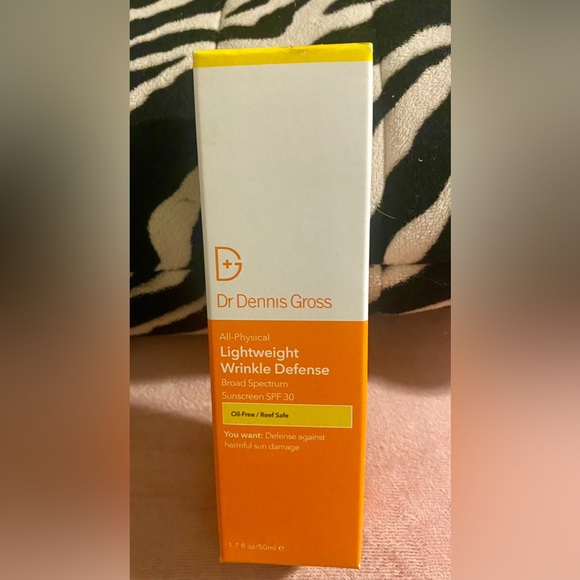 DR DENNIS GROSS SKINCARE
Lightweight Wrinkle Defense Sunscreen SPF 30- BRAND NEW - Picture 4 of 5